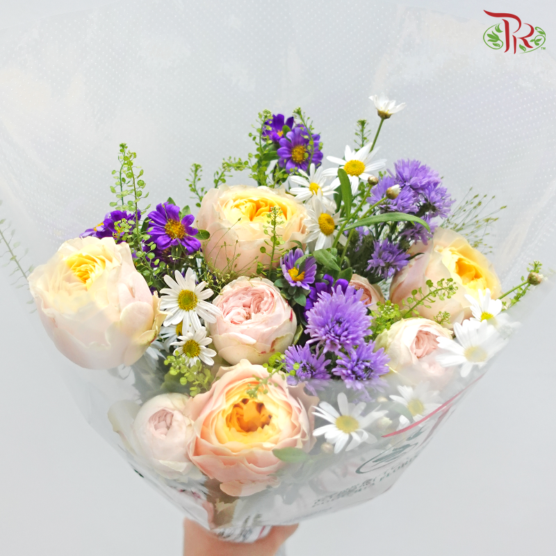 Signature Weekly Flower Bunch - Botanical Charm (Medium Bunch)