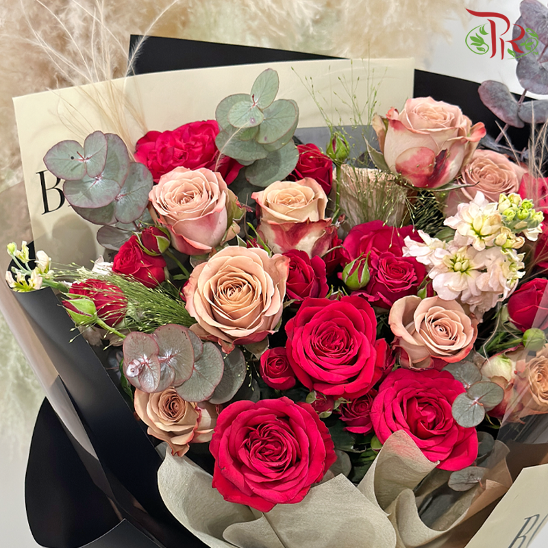 Swanky by bouquet scaffold