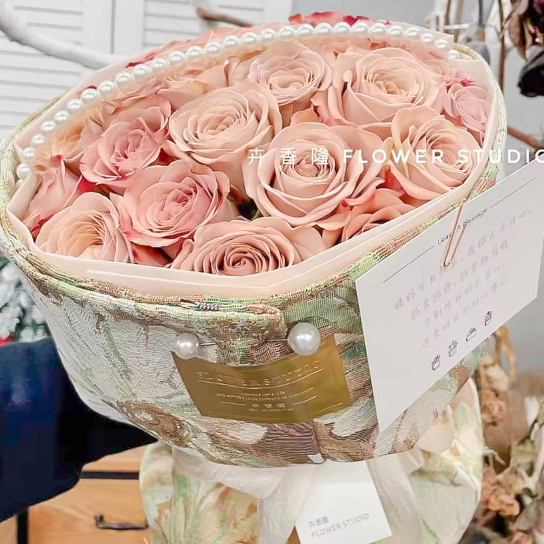 FBA024 DOUBLE HEADED PEARL PIN - Freesia