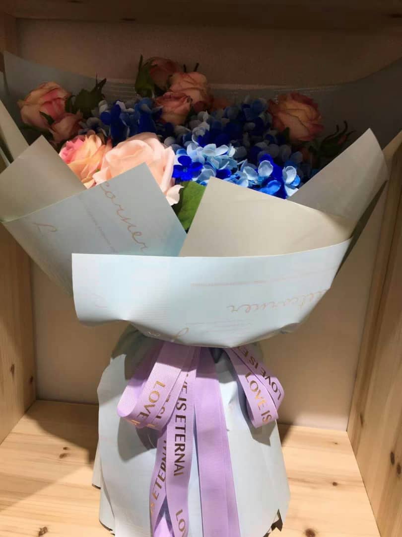 FPL051 2TONES ENGLISH WORD TEXTURE - Freesia