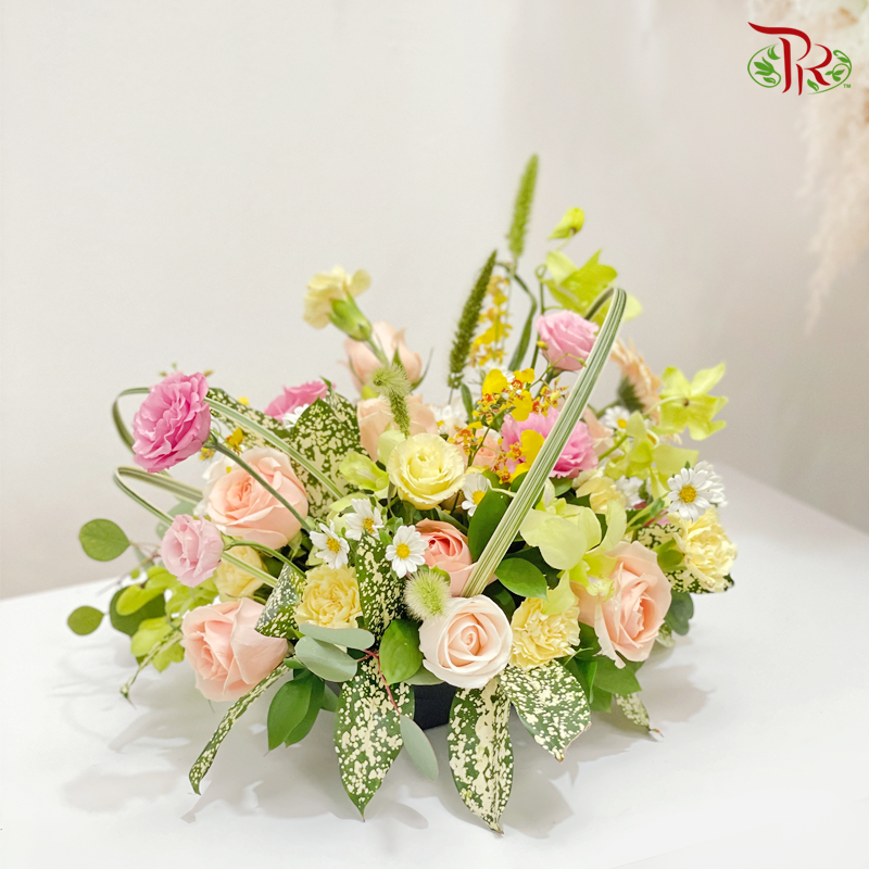 Table Arrangement in Medium size- double sided (4 colours option) - Pudu Ria Florist