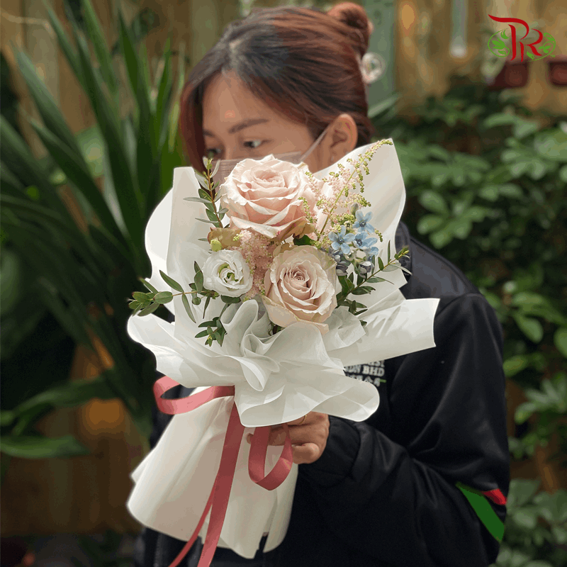 520- 2- Love You To The Moon & Back