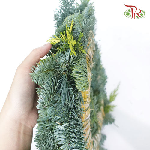 Nobilis Wreath Half Bound - (30CM)-Netherland-prflorist.com.my