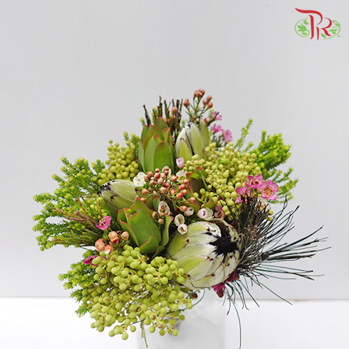 Safari Premium Bouquet - Green White Protea (Per Bunch) **Random Cone/Fillers-Green-Africa-prflorist.com.my