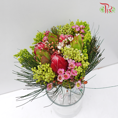Safari Premium Bouquet - Red (Per Bunch) **Random Cone/Fillers-Red-Africa-prflorist.com.my
