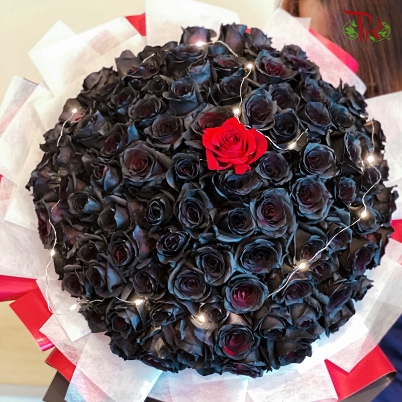 V15- 99 Stems Colour Roses ( XL Hand Bouquet)-Pudu Ria Florist-prflorist.com.my