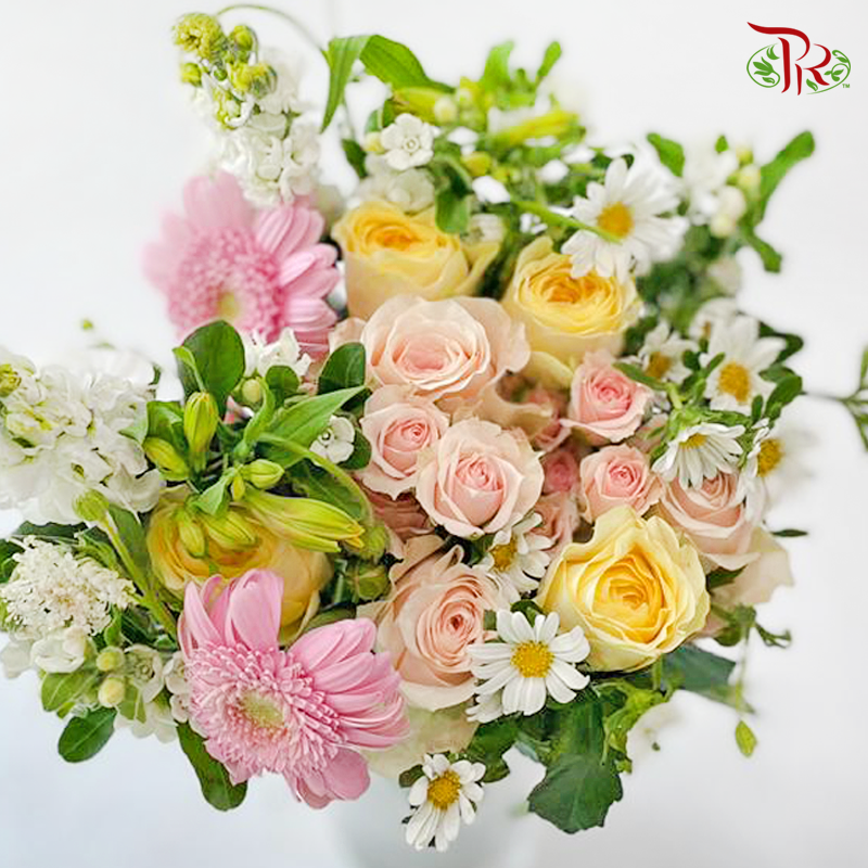 Signature Weekly Flower Bunch - Dreamy Petals (Big Bunch)