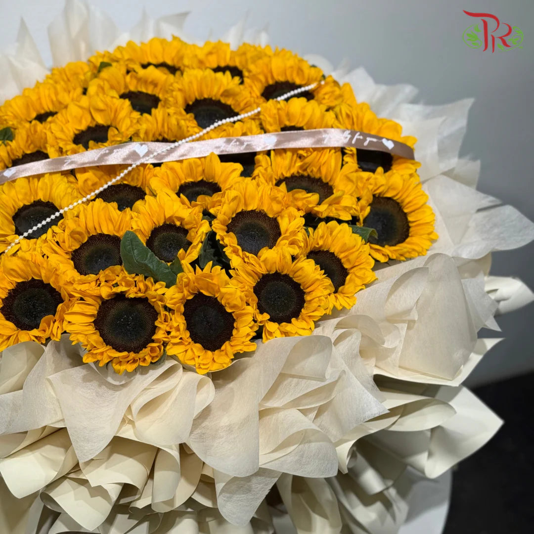 33 Sunflower Foam-Based Bouquet (L size)