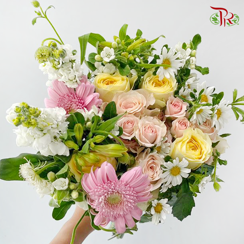 Signature Weekly Flower Bunch - Dreamy Petals (Big Bunch)