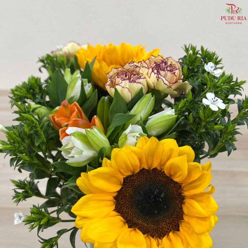 Signature Weekly Flower Bunch (Without Wrapping)