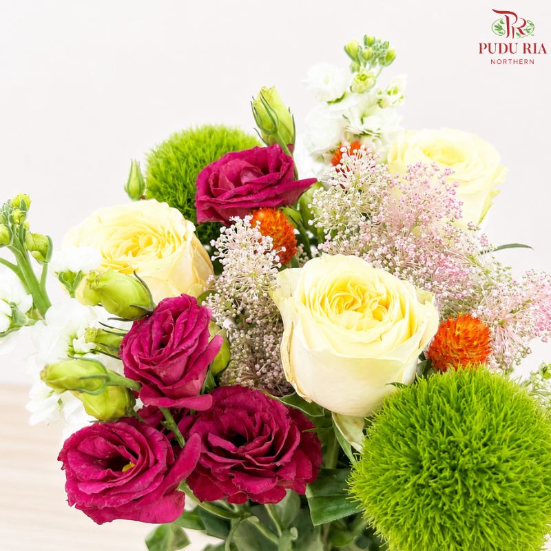 Signature Weekly Flower Bunch (Without Wrapping)