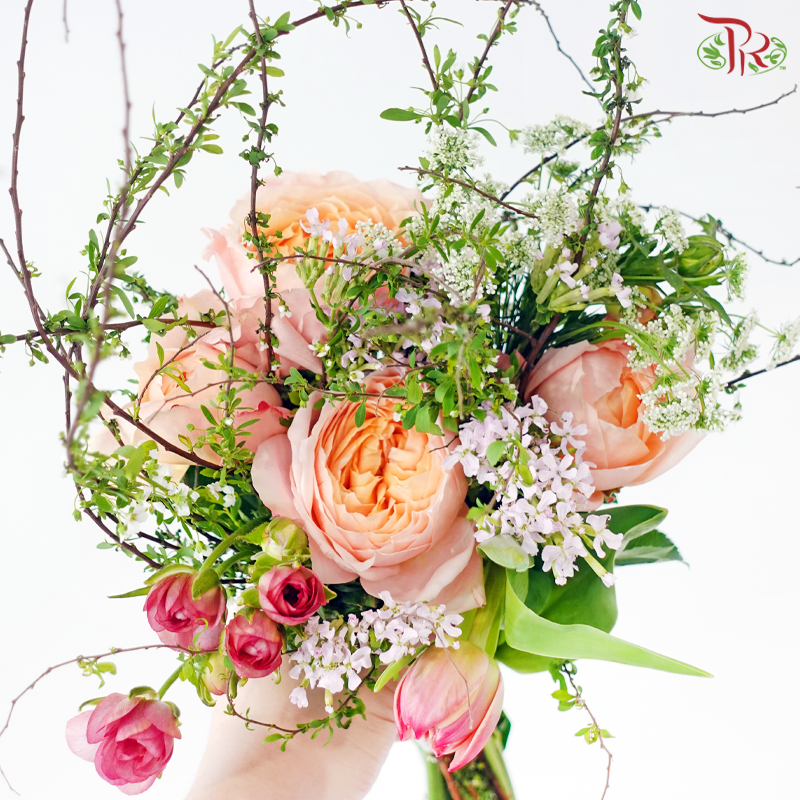 Signature Weekly Flower Bunch - Snowy Peach Embrace (Medium Bunch)