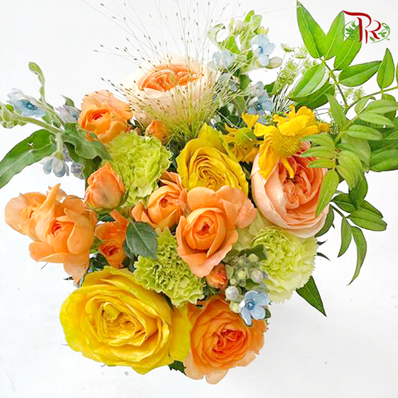 Signature Weekly Flower Bunch - Golden Hour Blooms (Medium Bunch)