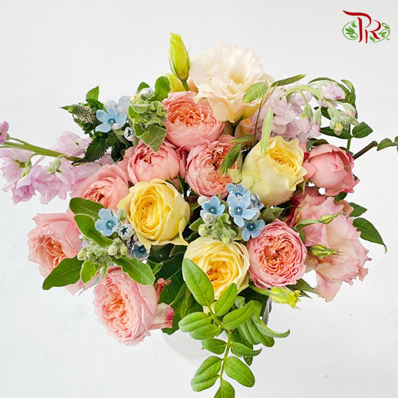 Signature Weekly Flower Bunch - Sweetheart Hues (Medium Bunch)