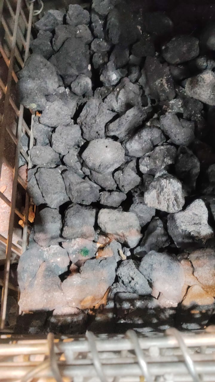 Black Lava (per kg)