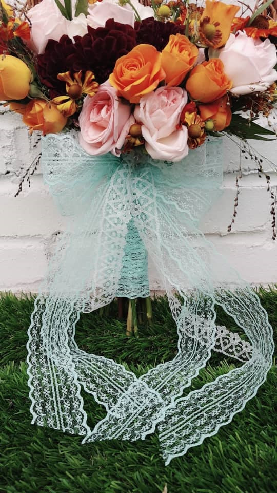FRB059 FLORAL LACE - Freesia