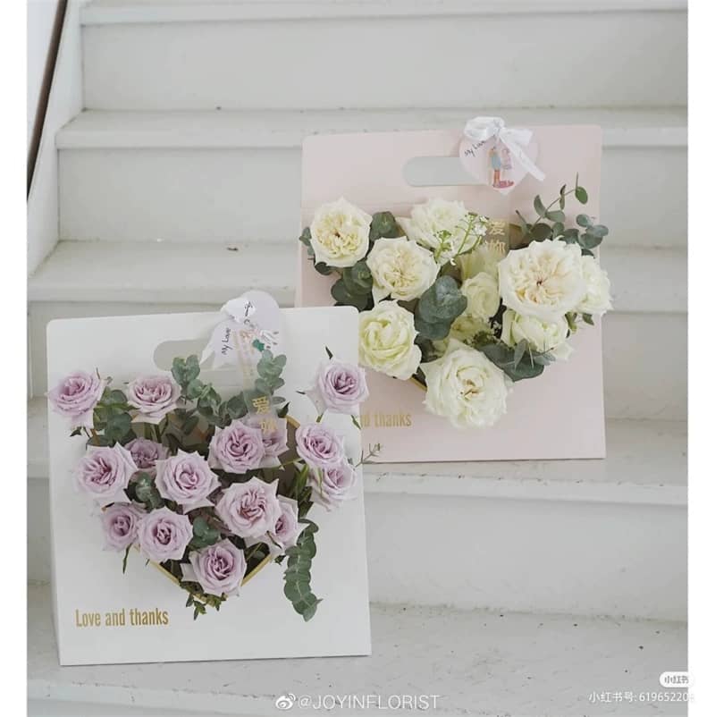 FBA008 HARD CARD HAND CARRIER - Freesia