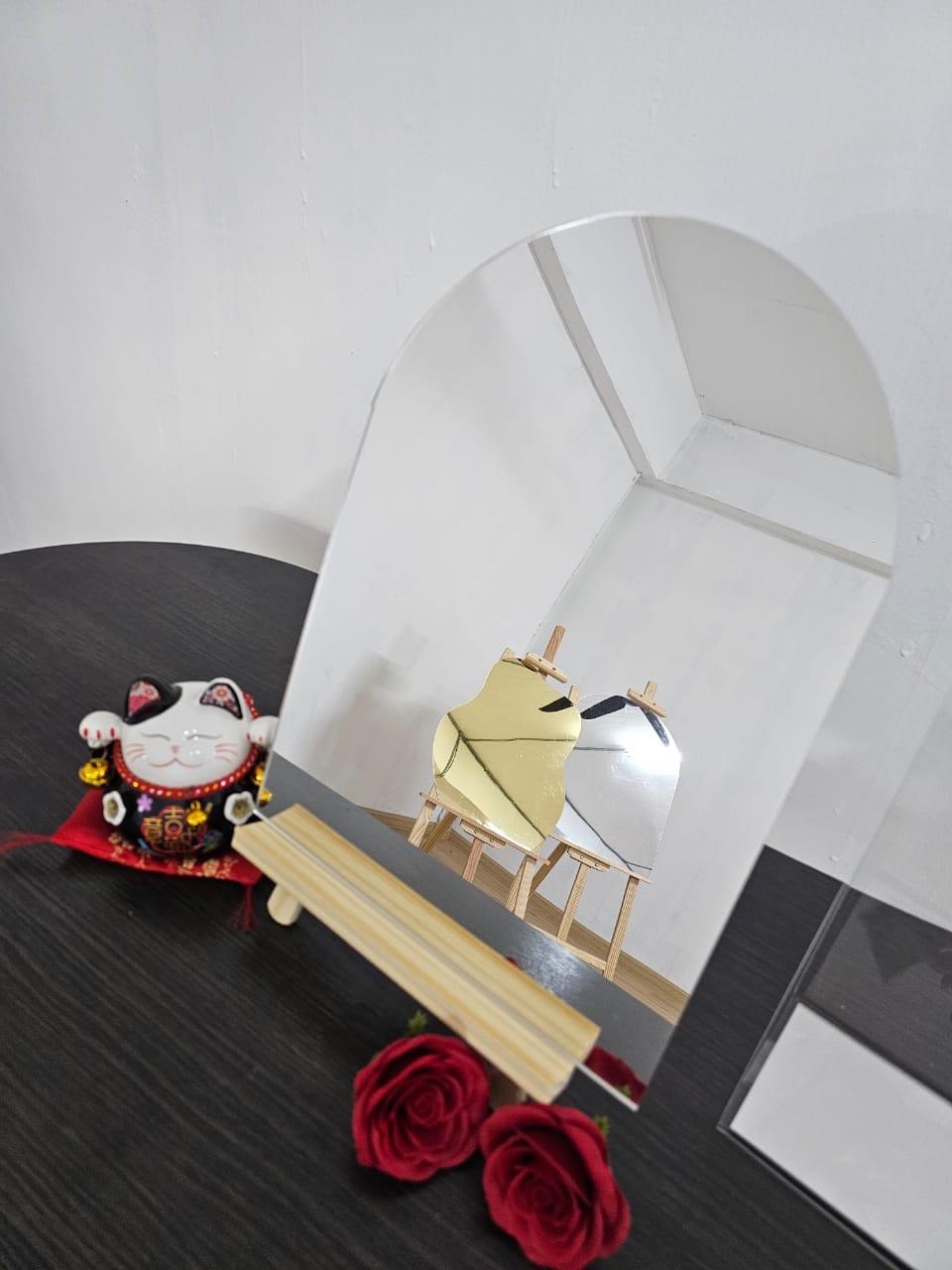 Half Round Shape Table Top Acrylic Mirror Board 25cm (W) X 35cm (H) X 3mm (Thickness) (Not Included Stand)