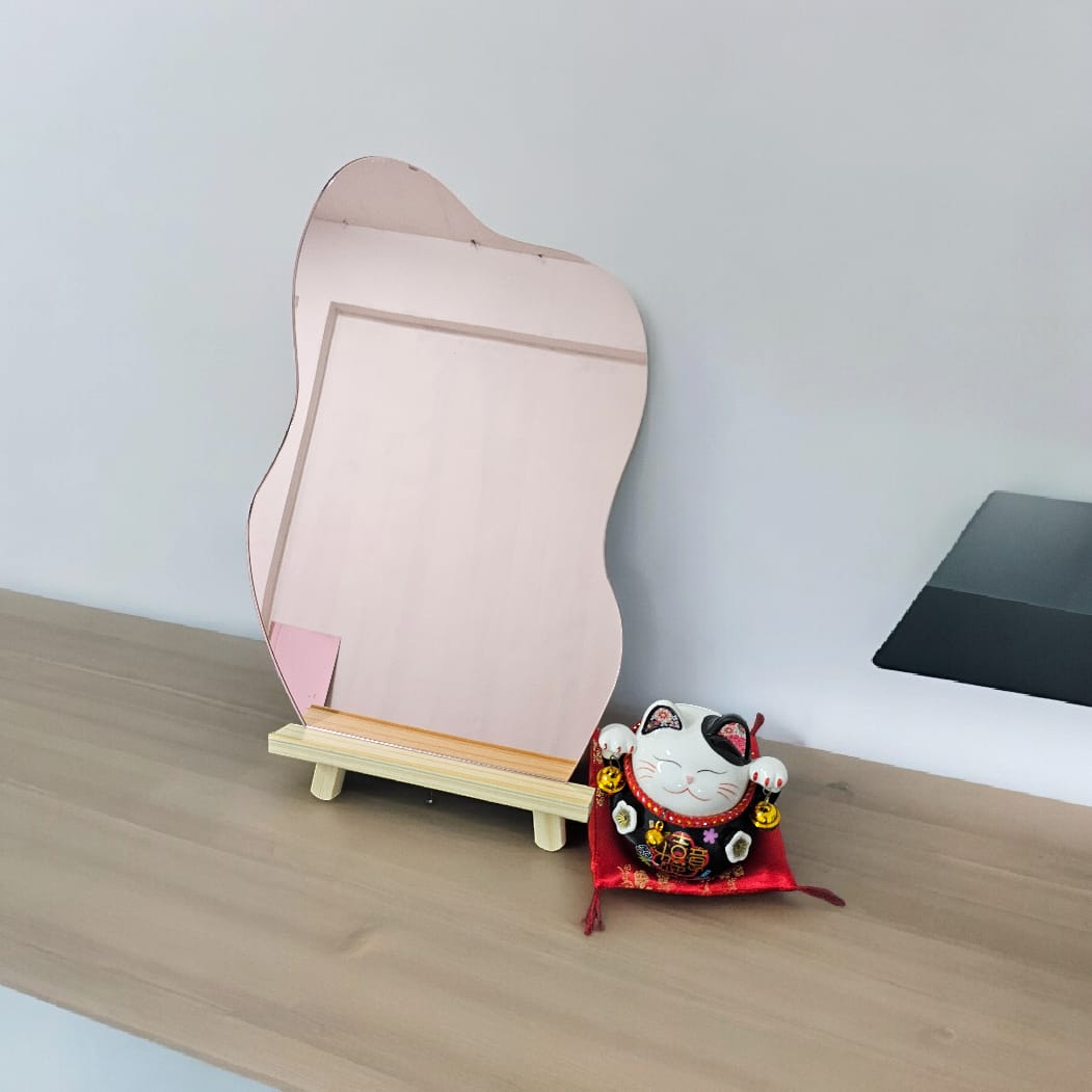 Cloud Shape Table Top Acrylic Mirror Board 25cm(W)  X 35cm (H) X 3mm (Thickness) (Not Included Stand)