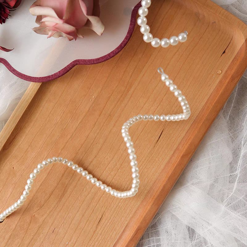 Styling Pearls (+-40cm Length)