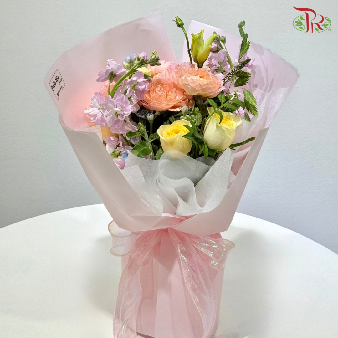 Signature Weekly Flower Bunch - Sweetheart Hues (Medium Bunch)