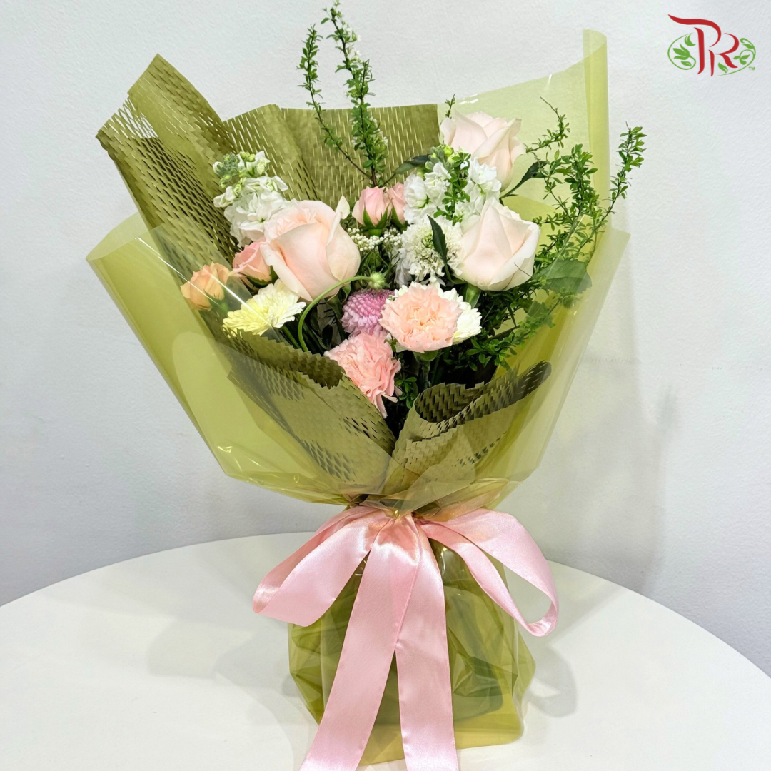 Signature Weekly Flower Bunch - Soft Grace (Medium Bunch)