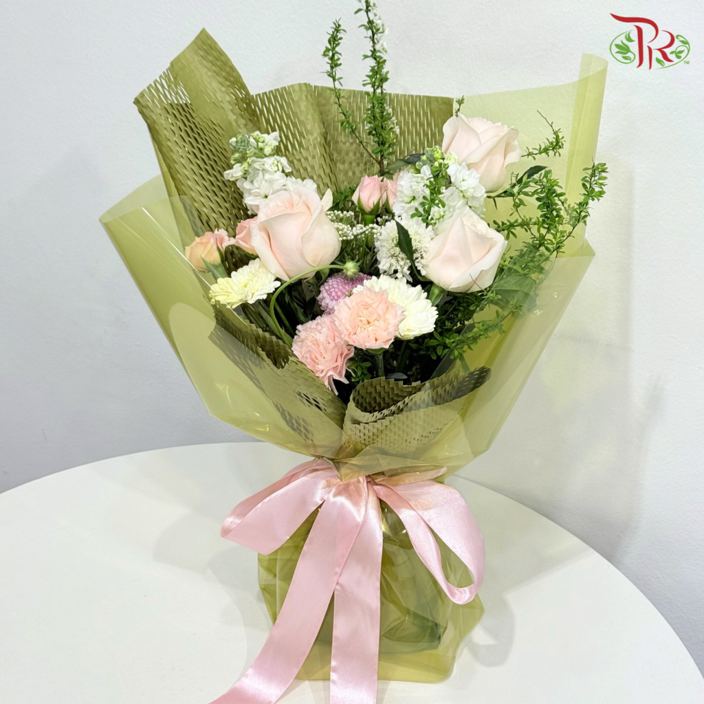 Signature Weekly Flower Bunch - Soft Grace (Medium Bunch)