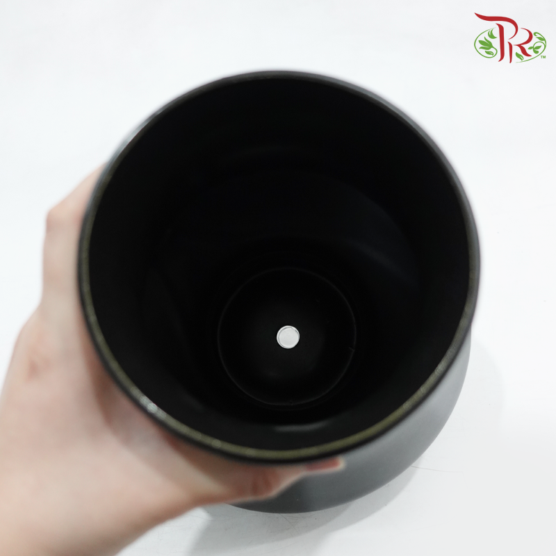 KLY-P-67 Black Pot