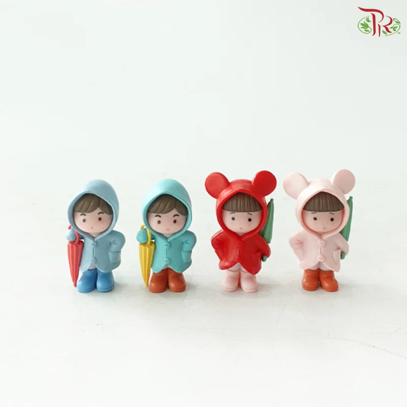 Raincoat Couple (4 units)