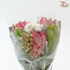 Safari Premium Bouquet **Random Cone/Fillers