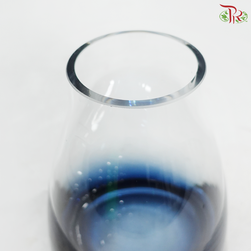 Y269018 - Gradient Blue Vase