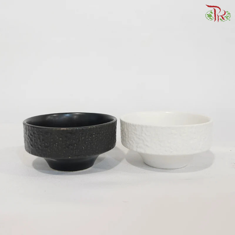 ZF-1148Modern Textured Ceramic Ikebana Vase (Black / White)