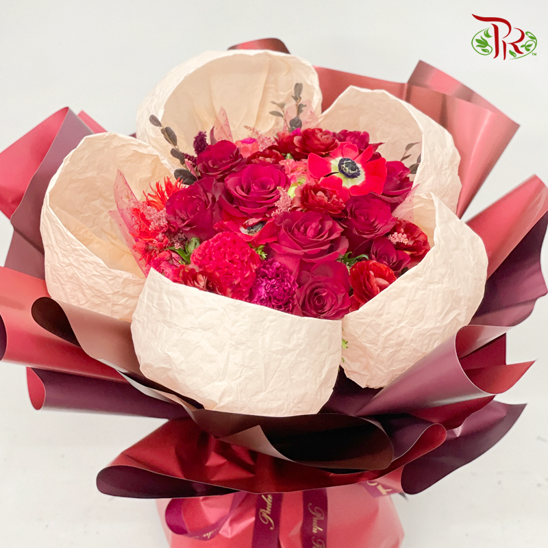Assorted Premium Flower- Petal Design Floral Hand Bouquet In Red Tone （M-L size)-Pudu Ria Florist-prflorist.com.my