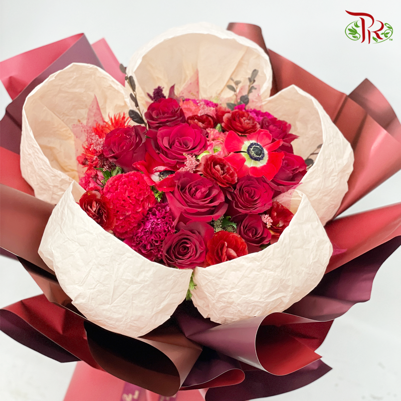 Assorted Premium Flower- Petal Design Floral Hand Bouquet In Red Tone （M-L size)-Pudu Ria Florist-prflorist.com.my