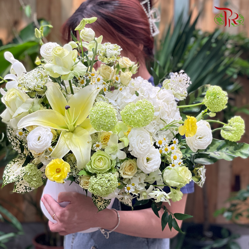 Flower Box Arrangement- Festive Yellow & Green-Pudu Ria Florist-prflorist.com.my
