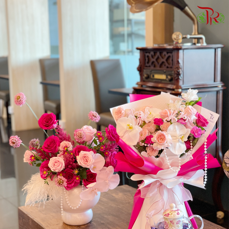 Hot Pink Theme Flower Arrangement (In Vase/ Hand Bouquet)-Pudu Ria Florist-prflorist.com.my