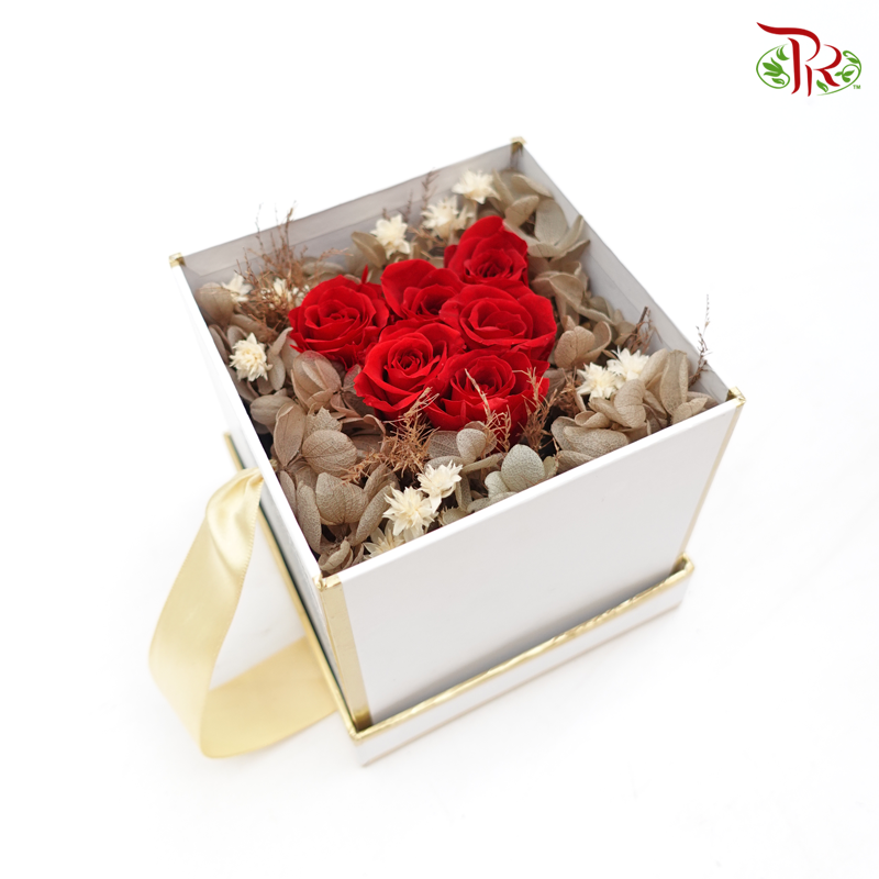 Memorable Love- Square Shape Preserved Flower Box-Pudu Ria Florist-prflorist.com.my