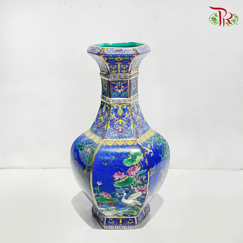 Qing Qian Long Ceramic Vase Blue