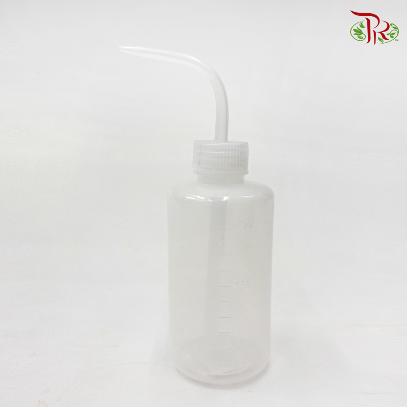 Watering Squeeze Bottle 250ML-Pudu Ria Florist-prflorist.com.my